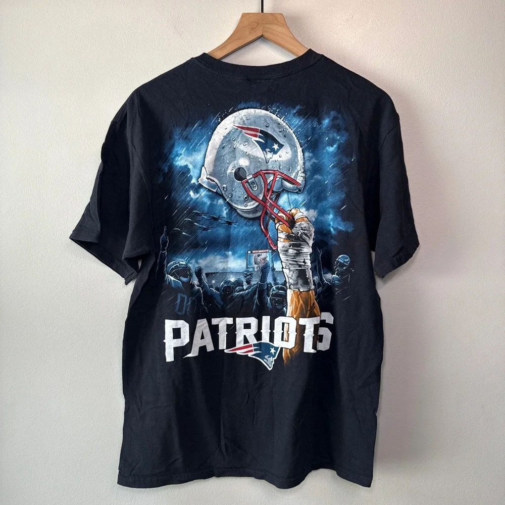 NFL Team Apparel New England Patriots Graphic T-Shirt Black Men's Large